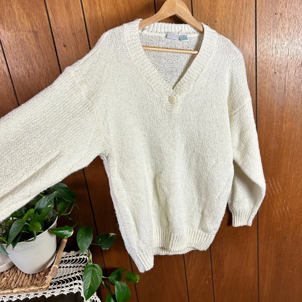 Vintage AKA Bay Cream Knit V-Neck Button Sweater Plus Size 20W Staple Piece‎
